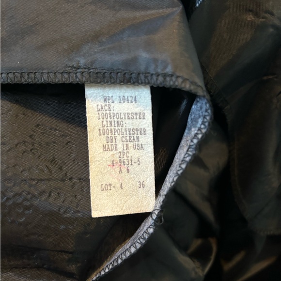 Vintage 90’s Black Lace V-Neck Sheath Dress XL. - Picture 7 of 7